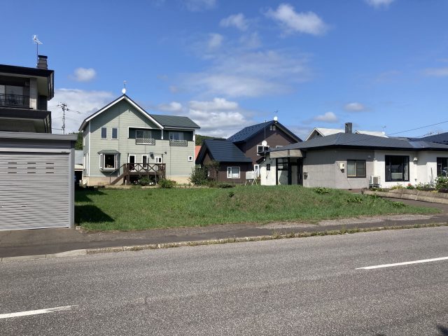 【商談開始のお知らせ】緑町4丁目6番　土地　710万円にお申込みがありました。
