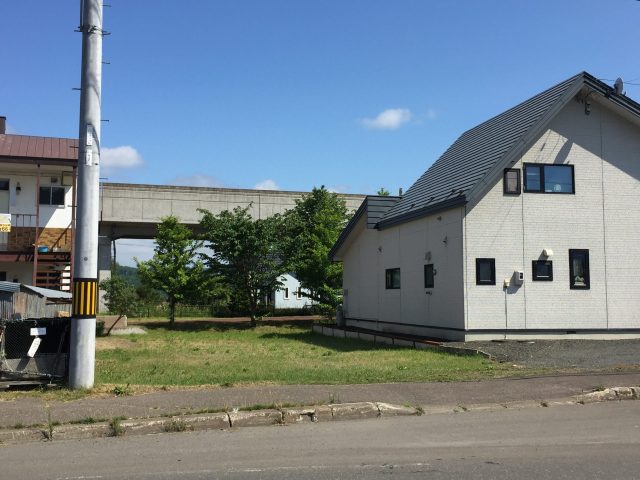 【商談開始のお知らせ】大町64番　土地　380万円にお申込みがありました。