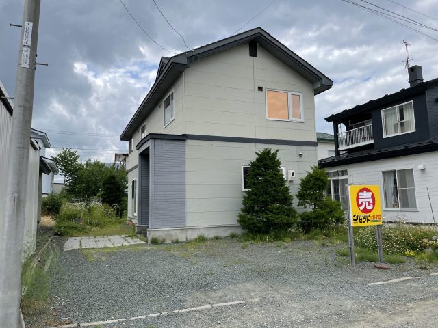 【価格変更のお知らせ】川沿町149番　戸建て　”995万⇒950万”に値下げになりました。