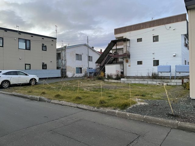 【商談開始のお知らせ】美芳町8丁目1番　土地　350万円にお申込みがありました。