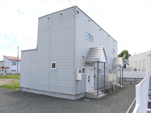 【商談開始のお知らせ】春光町3丁目20番　共同住宅　1,280万円にお申込みがありました。