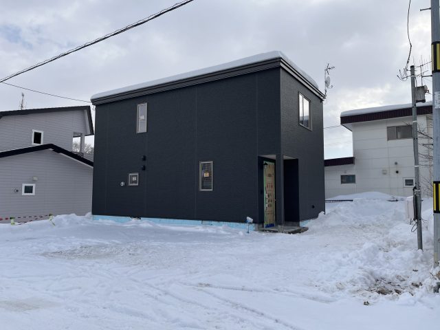 【新着物件のお知らせ】緑ヶ丘6丁目24番　戸建て　2,200万円が売出しになりました。