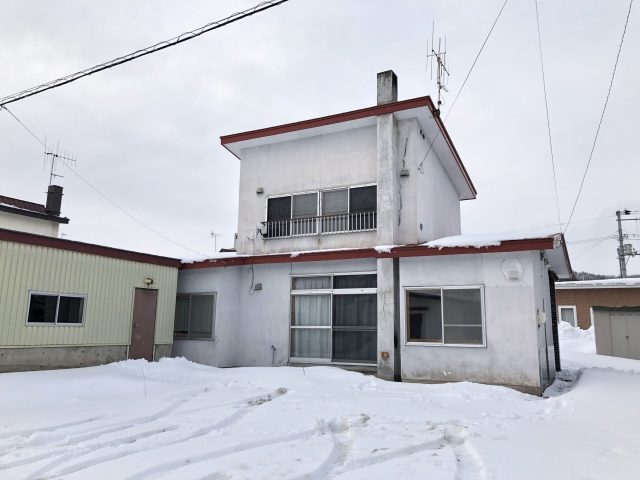【Facebook新着情報】桂町4丁目213番　戸建て　600万円