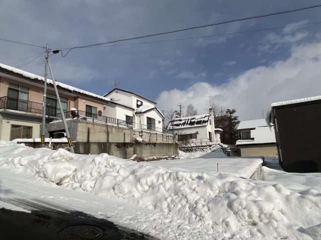 【新着物件のお知らせ】美芳町3丁目4番　土地　800万円が売出しになりました。