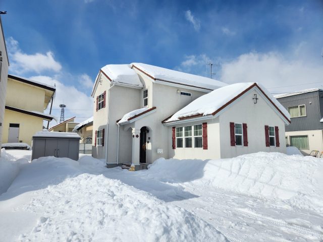 【価格変更のお知らせ】中央三輪9丁目16番　戸建て　”2,950万⇒2,650万”に値下げになりました。