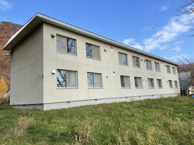 【商談開始のお知らせ】網走市緑町18番　共同住宅　480万円にお申込みがありました。