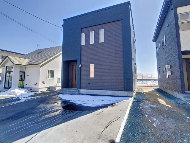【Facebook新着情報】美山町西4丁目49番　戸建て　2,880万円