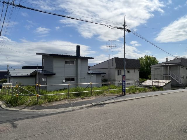 【商談開始のお知らせ】高栄東町4丁目161番 土地　150万円　にお申し込みがありました