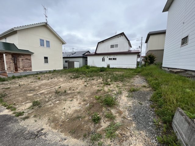 【商談開始のお知らせ】高栄東町3丁目177番　土地　380万円にお申込みがありました。
