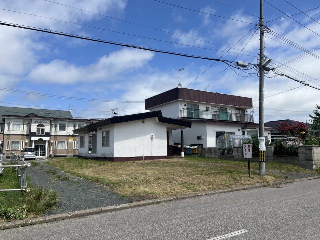 【商談開始のお知らせ】北進町2丁目49番　戸建て　700万円にお申込みがありました。