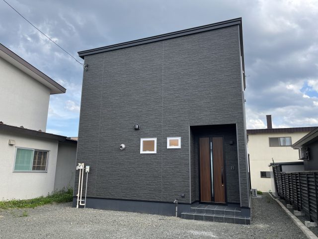 【価格変更のお知らせ】美山町南3丁目14番　戸建て　”2,730万⇒2,680万”に値下げになりました。