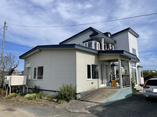 【商談開始のお知らせ】東相内町560番　戸建て　850万円にお申込みがありました。