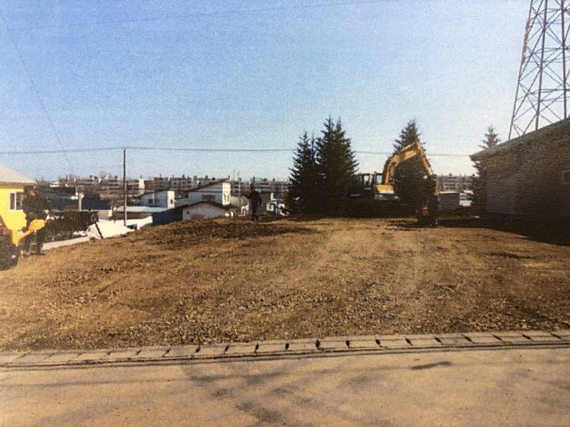 【商談開始のお知らせ】紋別市大山町1丁目14番　土地　350万円にお申込みがありました。