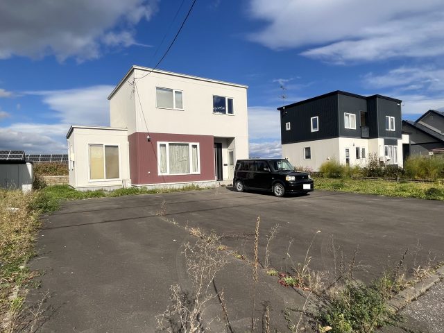 【商談開始のお知らせ】訓子府町日出35番 戸建て　1350万円　にお申し込みがありました