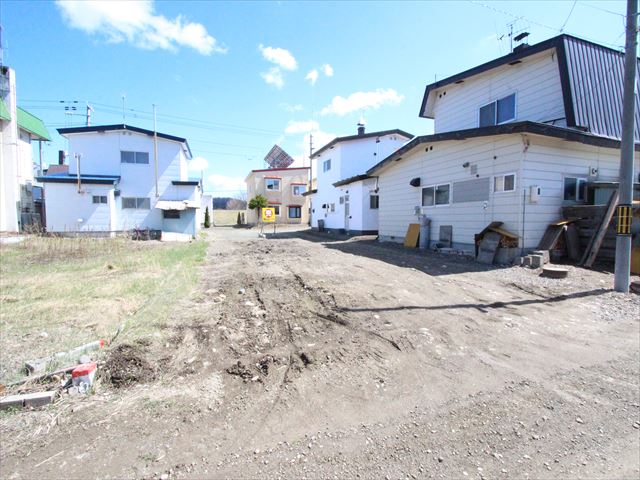 【商談開始のお知らせ】朝日町48番　土地　230万円にお申込みがありました。
