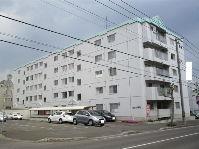 【商談開始のお知らせ】ロジェ幸町208　800万円にお申込みがありました