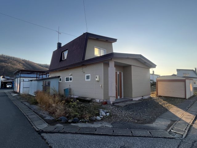 【Facebook新着情報】東相内町659番　戸建て　260万円
