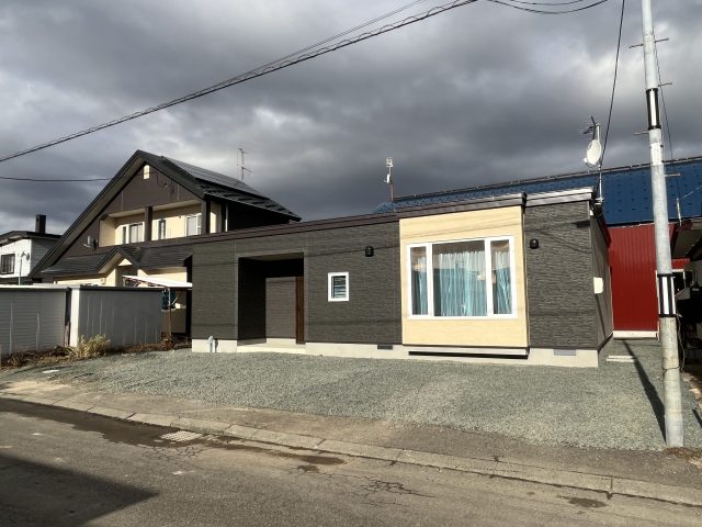 【Facebook新着情報】西富町3丁目123番　戸建て　2,280万円