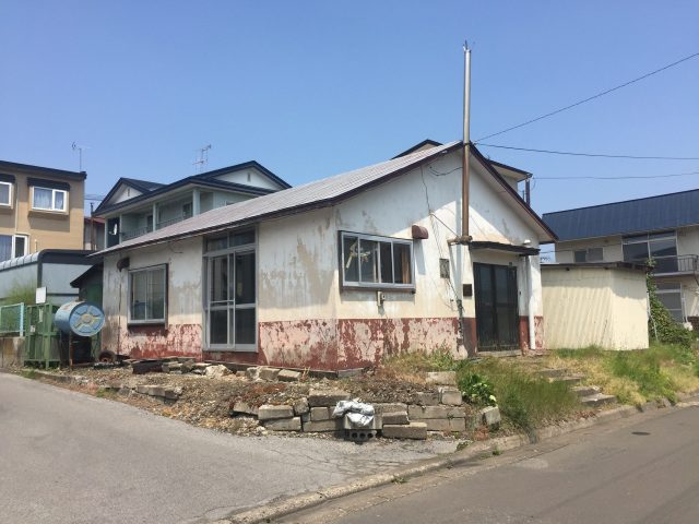 【商談開始のお知らせ】泉町3丁目2番　土地　250万円にお申込みがありました。