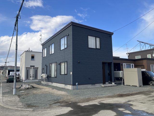【Facebook/Instagram投稿しました】西富町2丁目158番　戸建て　2,480万円