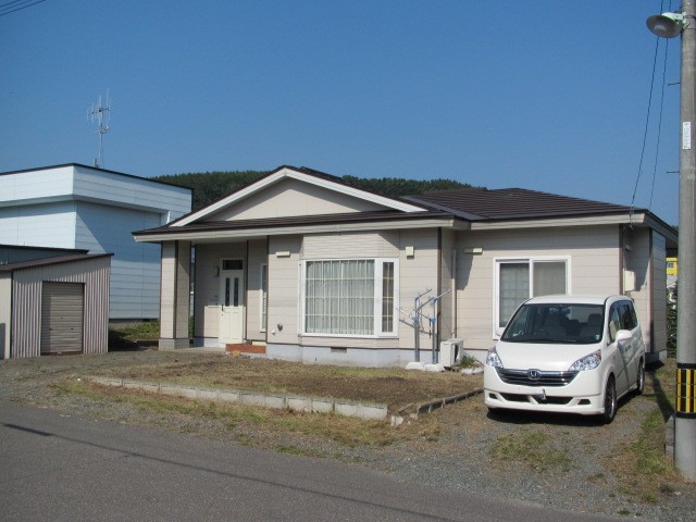 【新着物件のお知らせ】緑ヶ丘2丁目4番　収益戸建て　1,100万円が売出しになりました。