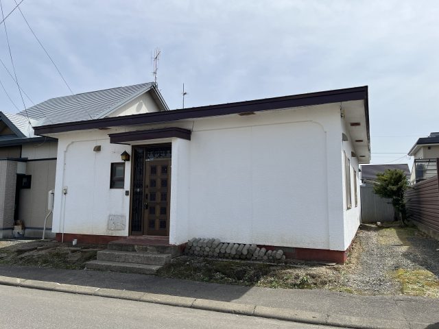 【新着物件のお知らせ】緑ヶ丘6丁目30番　戸建て　450万円が売出しになりました。
