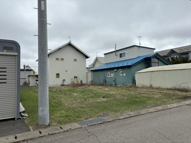 【新着物件のお知らせ】無加川町409番　土地　450万円が売出しになりました。