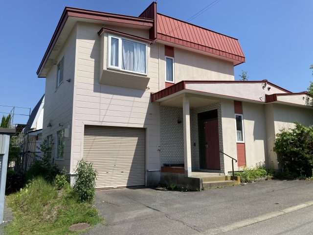 【価格変更のお知らせ】美山町南8丁目37番 戸建て　”750万円 ⇒ 650万円” に価格変更となりました。