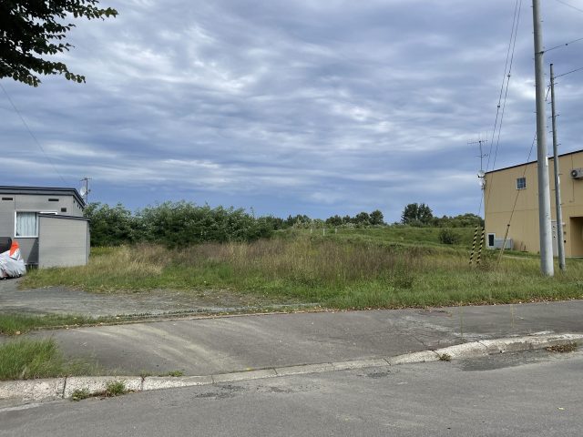 【商談開始のお知らせ】川沿町612番 土地　460万円にお申込みがありました。