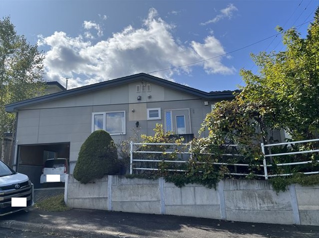 【商談開始のお知らせ】三楽町161番 戸建て　680万円にお申込みがありました。