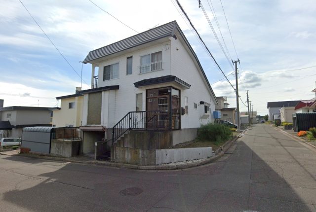 【新着物件のお知らせ】泉町3丁目4番 貸家　530万円が売出しになりました。