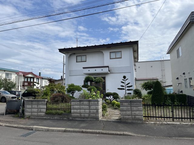【商談開始のお知らせ】三楽町126番 戸建て　780万円にお申込みがありました。