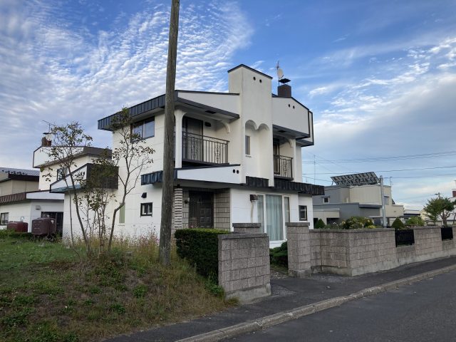【商談開始のお知らせ】東陵町132番 戸建て　550万円にお申込みがありました。