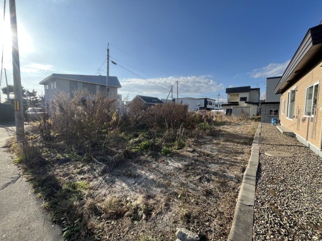 【商談開始のお知らせ】南町1丁目17番 土地　650万円にお申込みがありました。