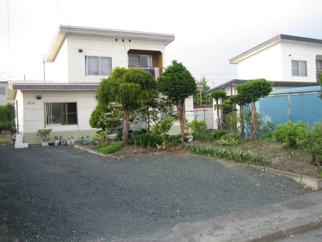 【新着物件のお知らせ】桂町4丁目215番 戸建て　460万円が売出しになりました