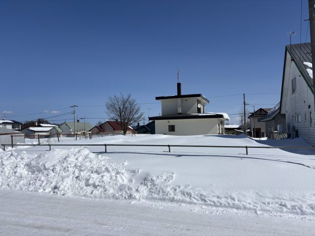 【新着物件のお知らせ】 美山町西3丁目104番 土地　220万円が売出しになりました