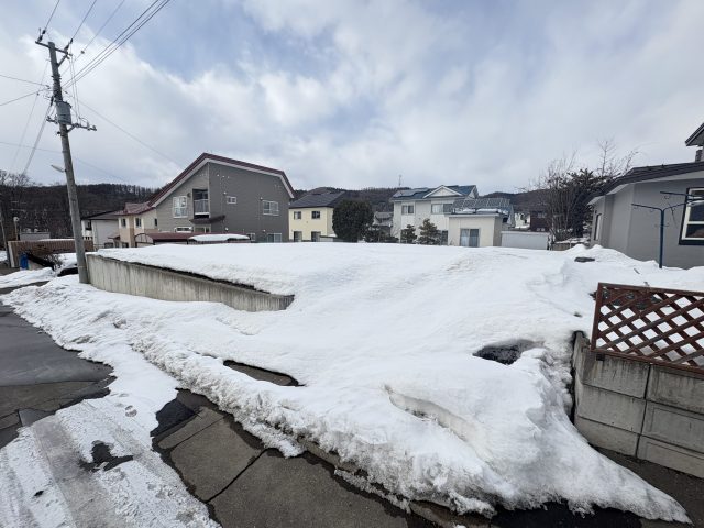 【新着物件のお知らせ】高栄西町4丁目184番 土地　650万円が売出しになりました