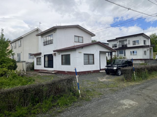 【新着物件のお知らせ】 高栄西町3丁目183番 戸建て　400万円　が売出しになりました