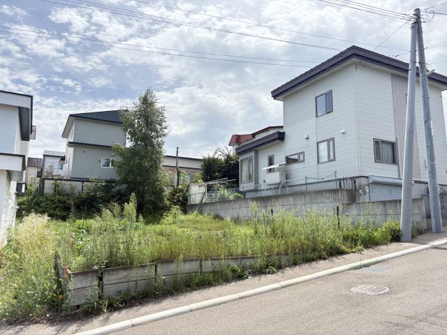 【価格変更のお知らせ】美山町南10丁目37番　土地　”270万円 ⇒ 200万円” に価格変更となりました