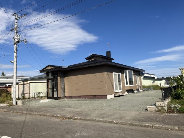 【商談開始のお知らせ】美山町東4丁目83番 戸建て　1280万円　にお申し込みがありました