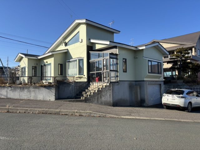 【商談開始のお知らせ】東陵町188番 戸建て　980万　にお申し込みがありました