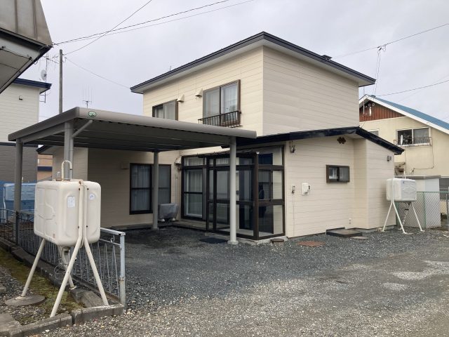 【商談開始のお知らせ】とん田東町６３４番　戸建て　890万　にお申し込みがありました