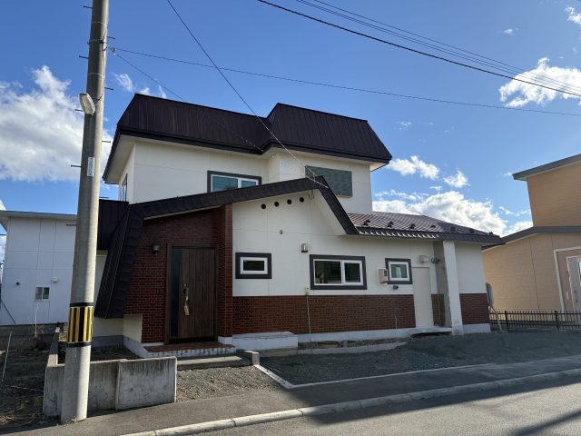 【価格変更のお知らせ】東三輪4丁目16番 戸建て　”980万円 ⇒ 880万円” に価格変更となりました